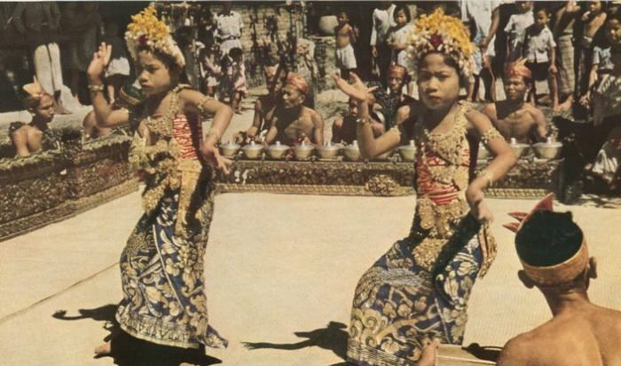 Legong: Dance of the Virgins 1935 [Bali India] Vintage ero film